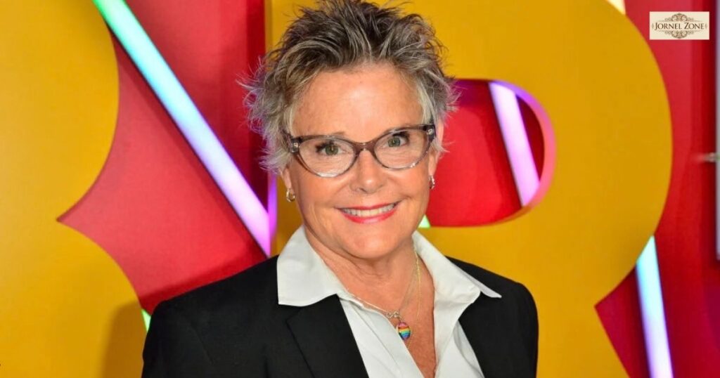 Who Is Amanda Bearse?